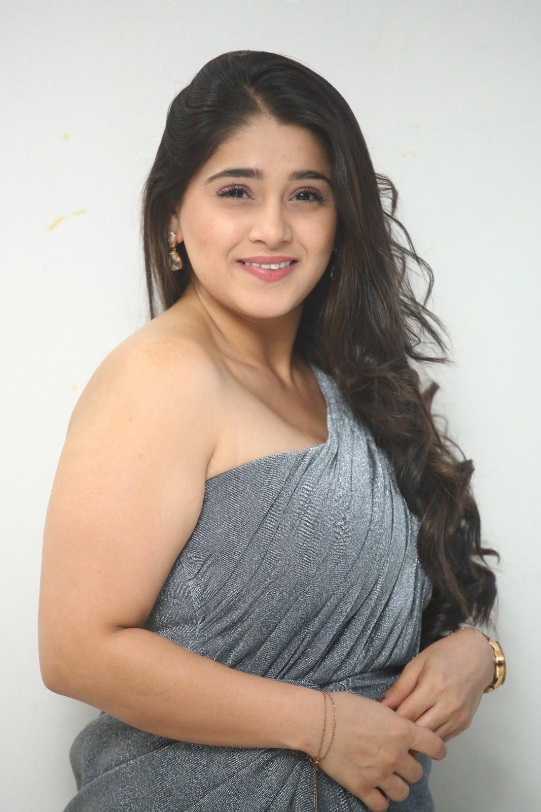 Chandini Photoshoot 002