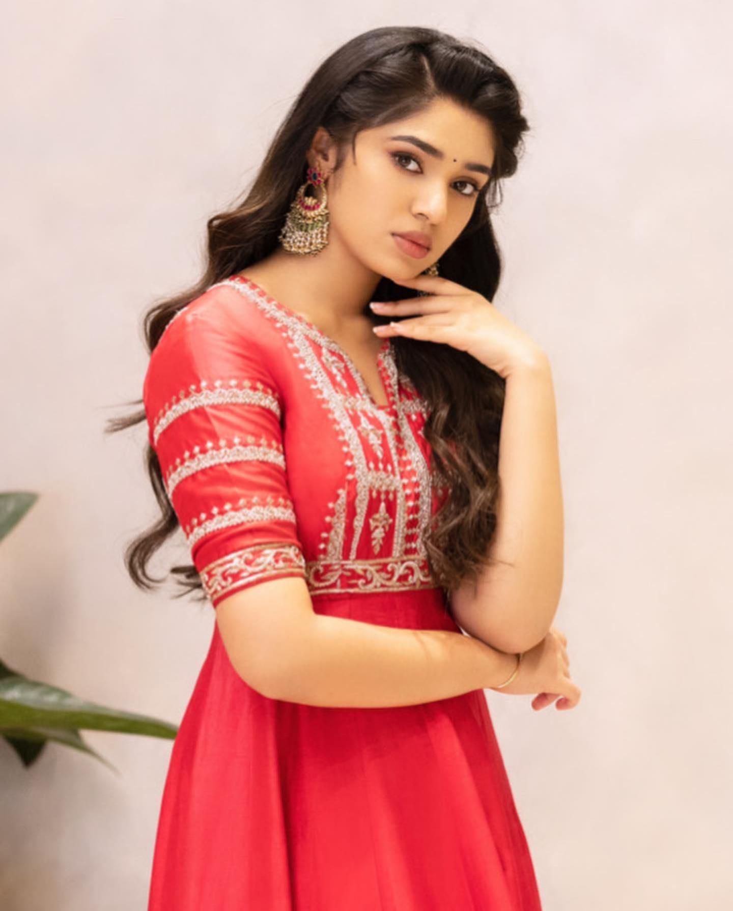 Krithi Shetty Traditional Gallery 008