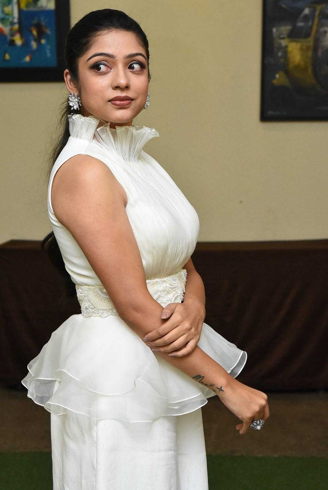 Varsha Bollamma Photoshoot 155