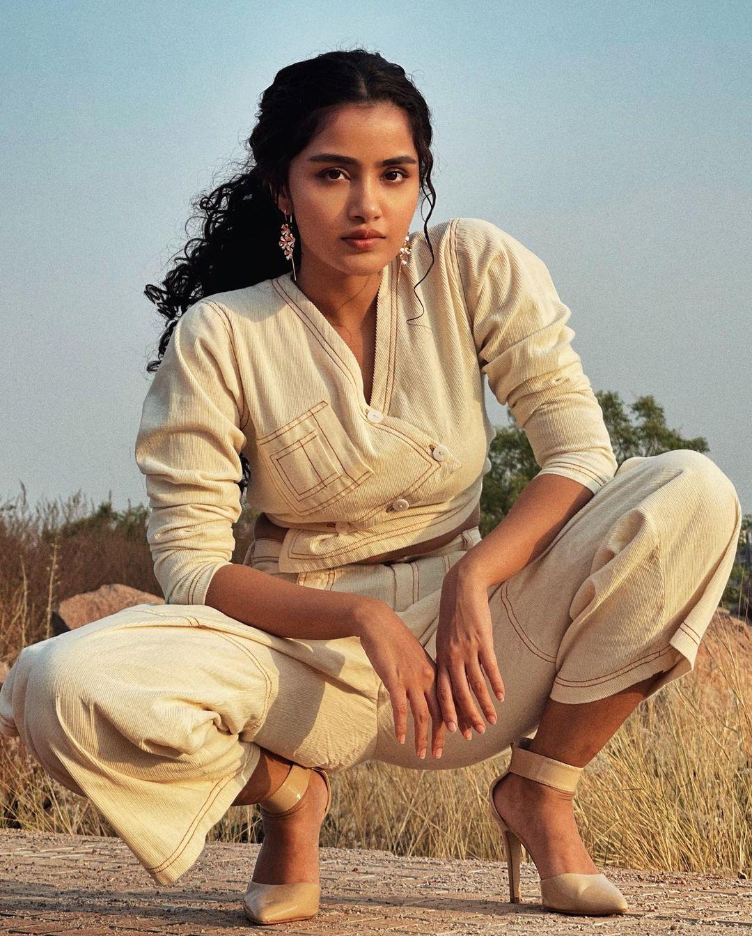 Anupama Parameswaran (7)