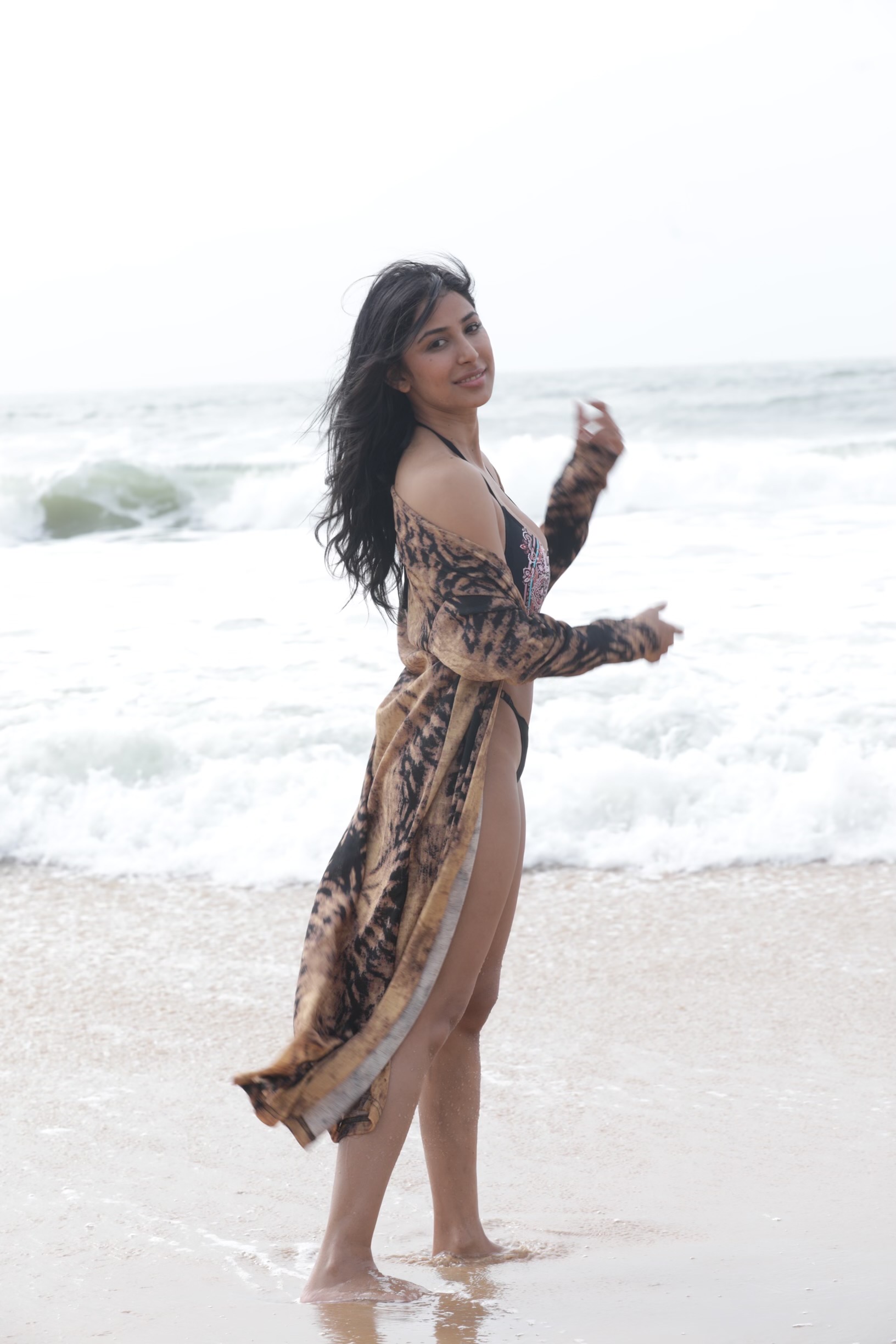 Kapilakshi Malhotra Hot stills (34)