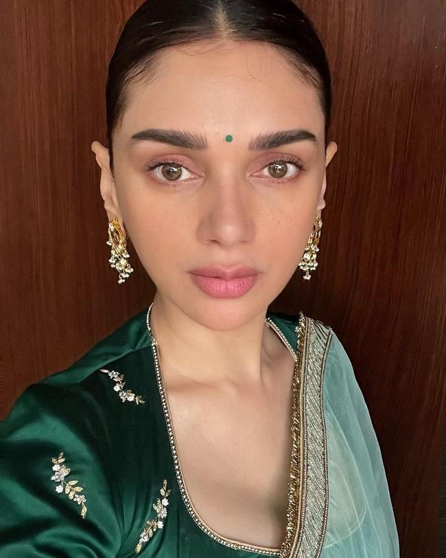 Aditi Rao Hydari 16