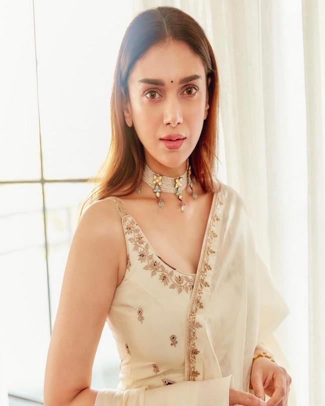 Aditi Rao Hydari 9