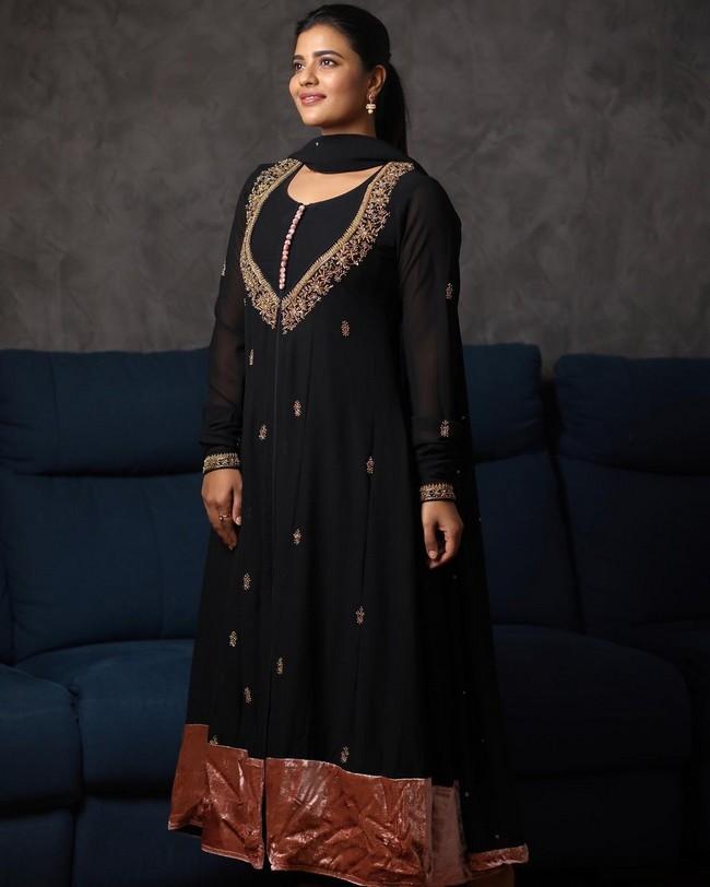 Aishwarya Rajesh 5