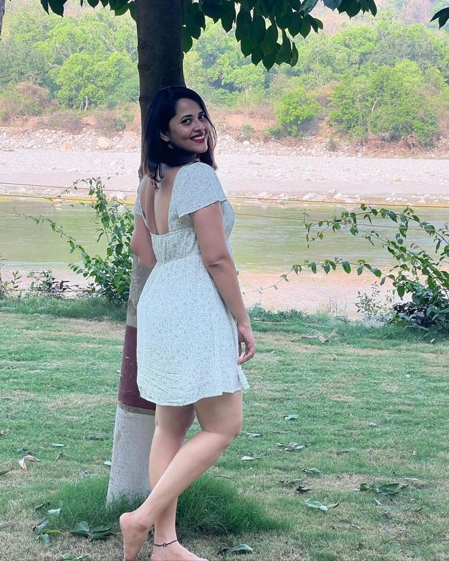 Anasuya Bharadwaj 12