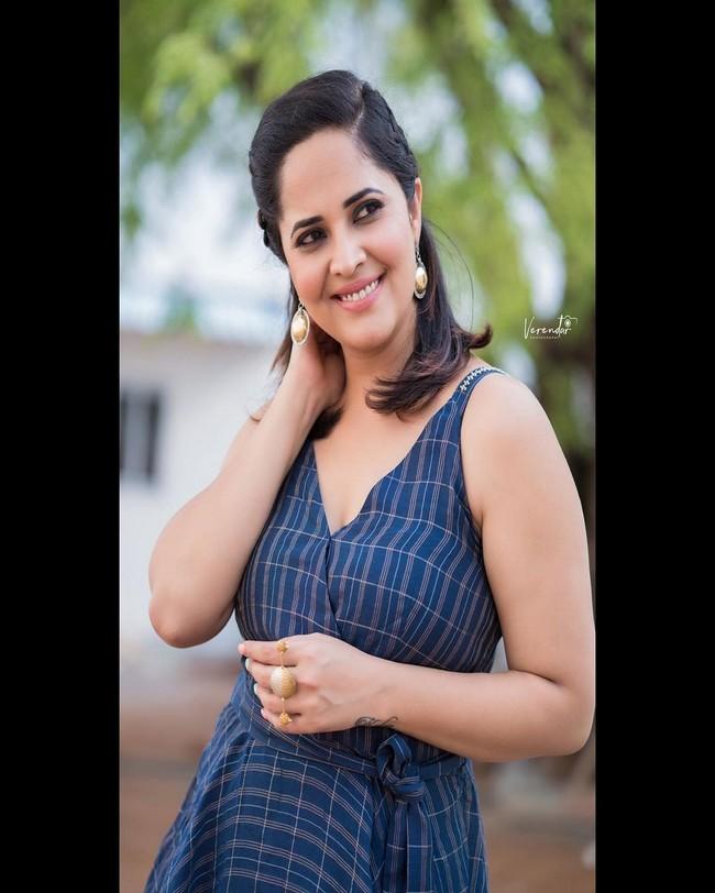 Anasuya Bharadwaj 7