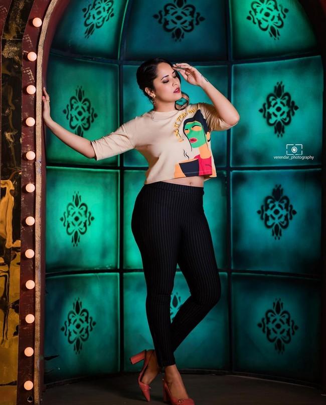 Anasuya Bharadwaj 4