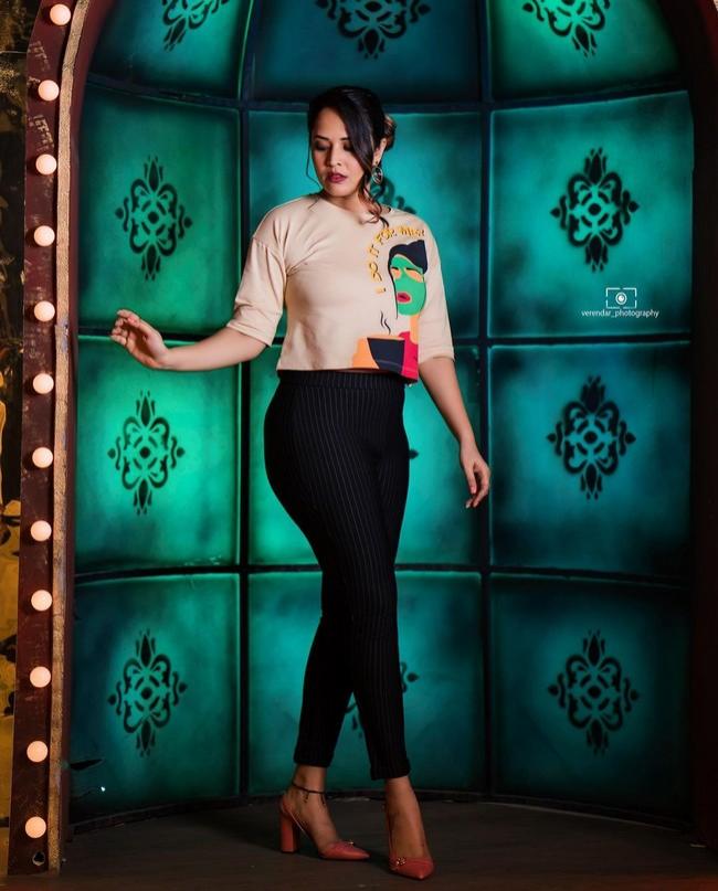 Anasuya Bharadwaj 6