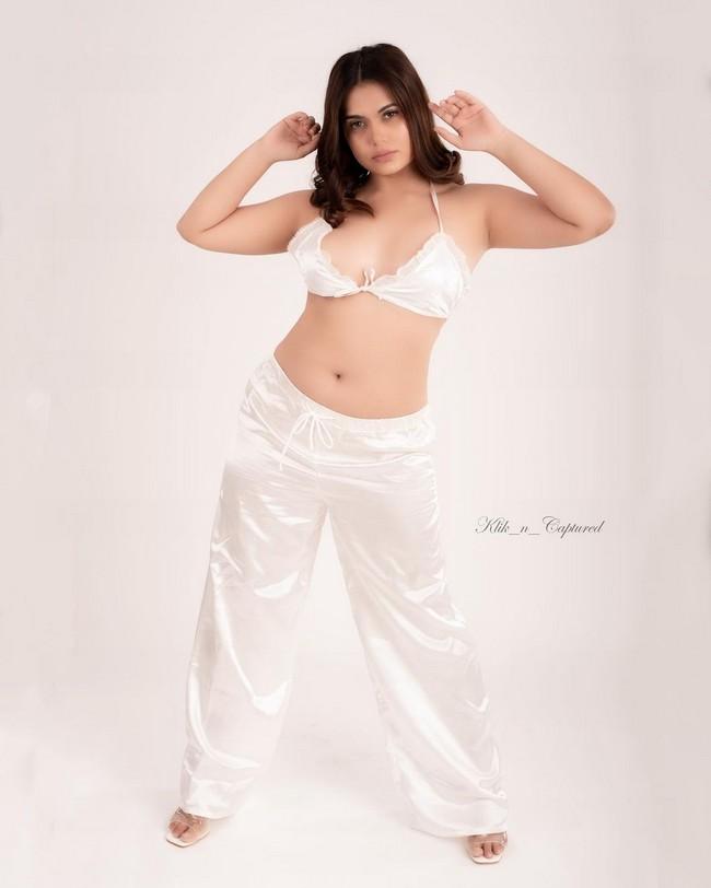 Anupma Agnihotri 10
