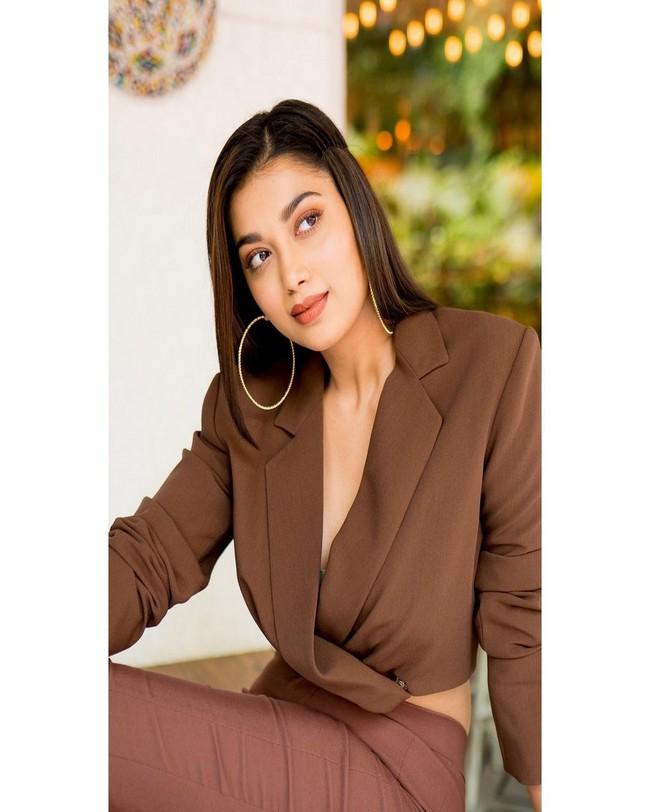 Digangana Suryavanshi 7