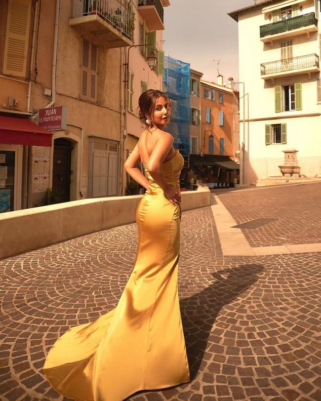 Hina Khan 2