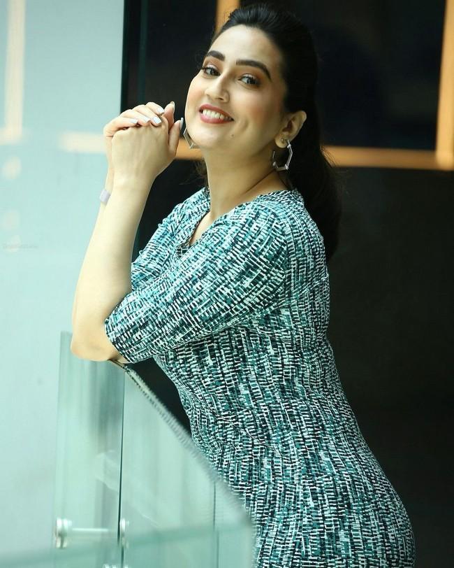 Manjusha 10