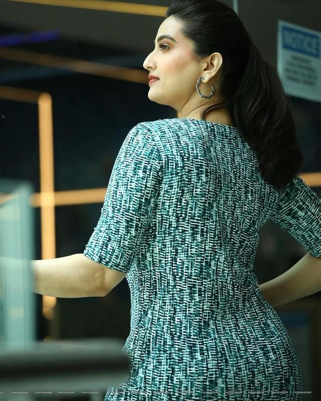 Manjusha 9
