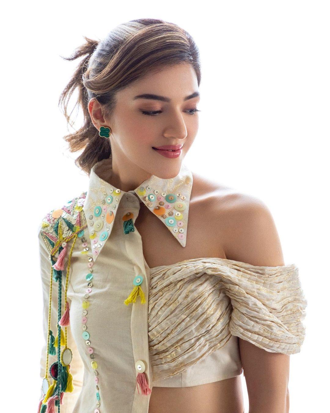 Mehreen (1)