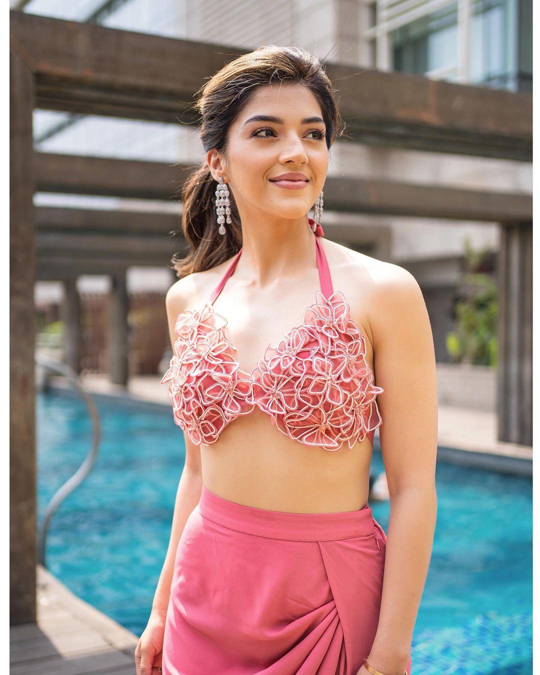 Mehreen (6)