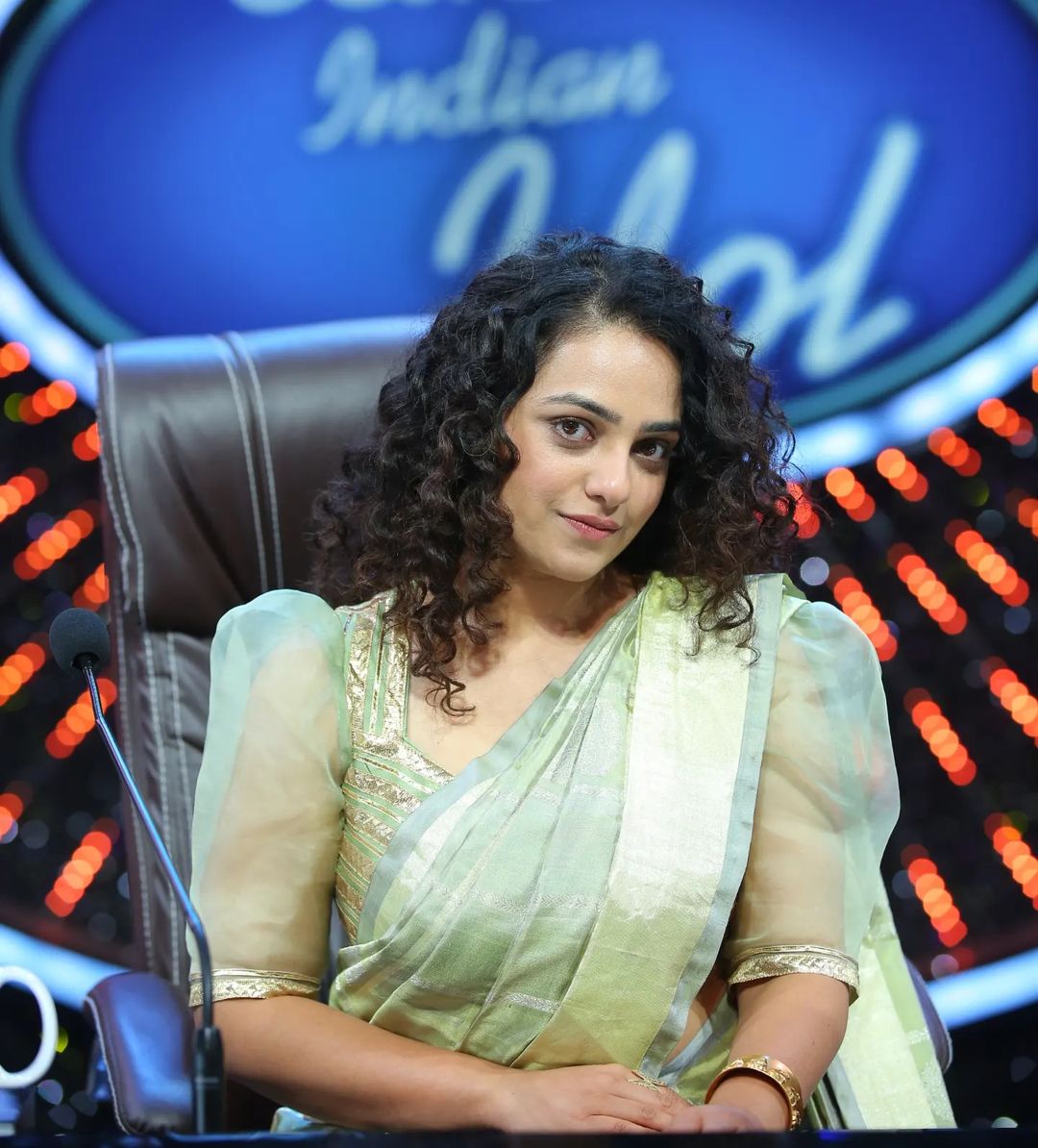 Nithya Menen (1)