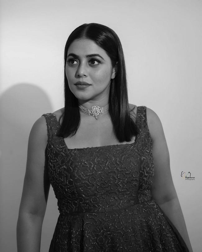 Poorna 14