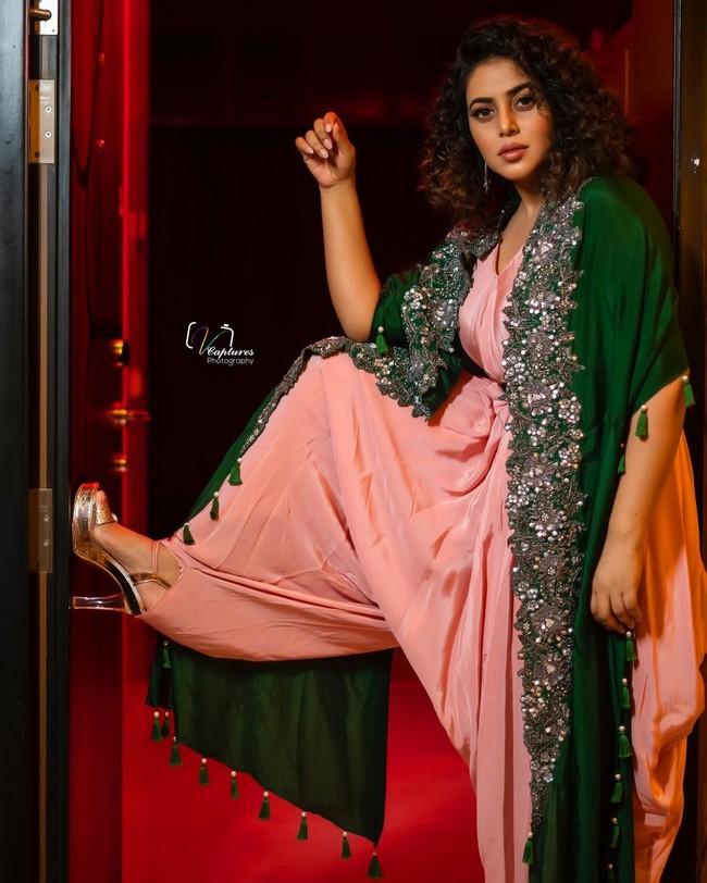 Poorna 2