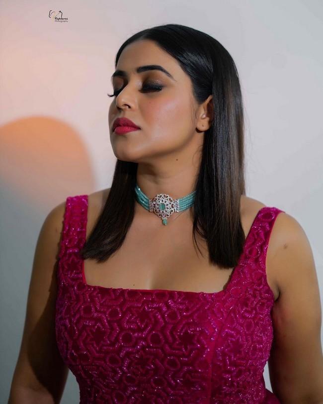 Poorna 20