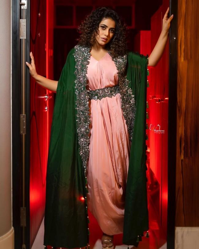 Poorna 4