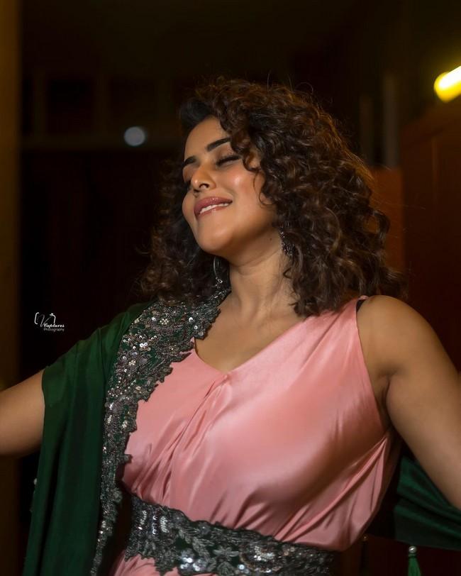 Poorna 8