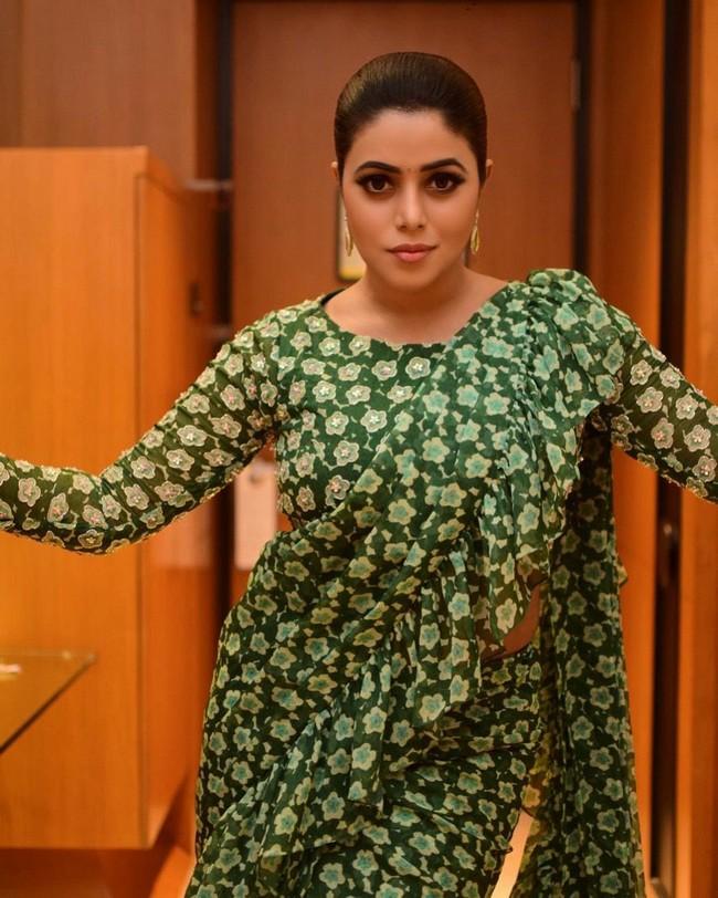 Poorna 11