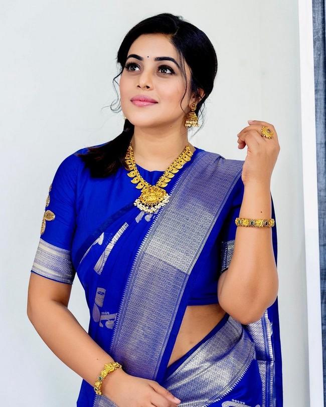 Poorna 6
