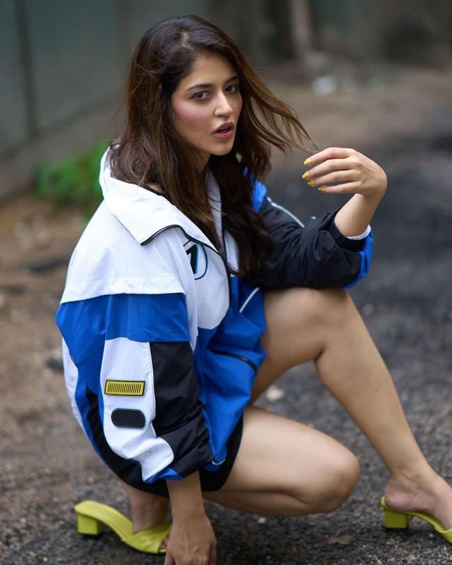 Priyanka Jawalkar 8