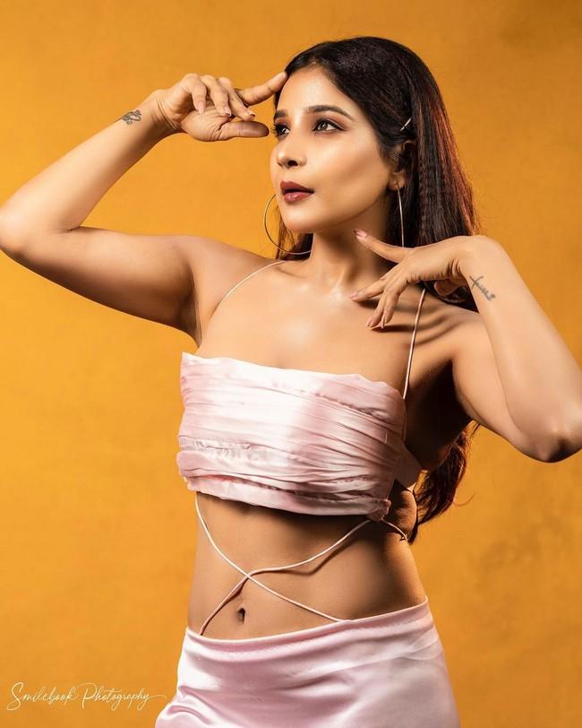 Sakshi Agarwal 3