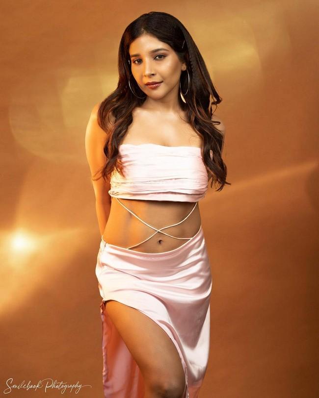 Sakshi Agarwal 8