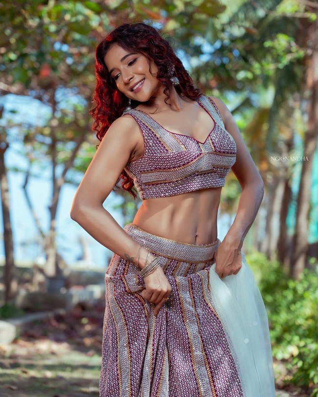 Sakshi Agarwal 14