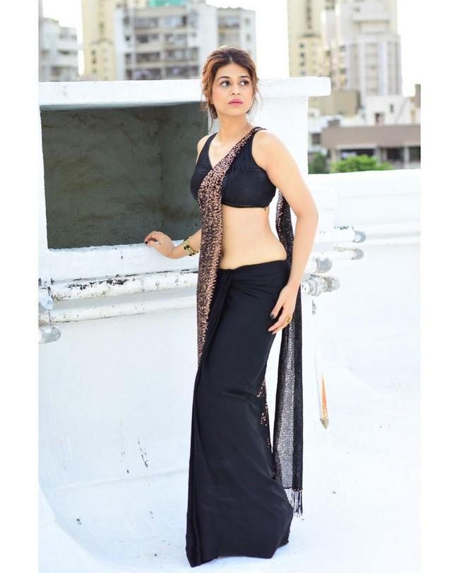 Shraddha Das 3