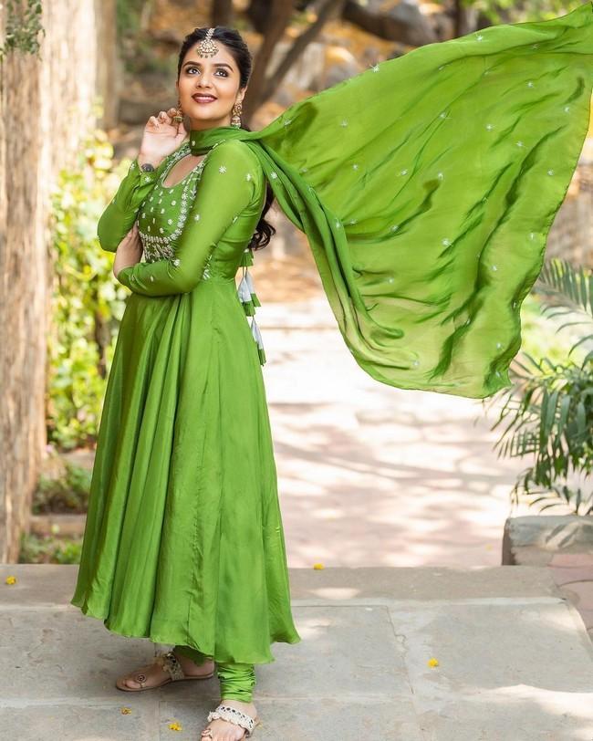 Sreemukhi