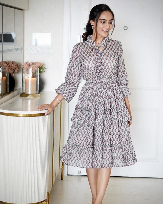 Surbhi Jyoti 6