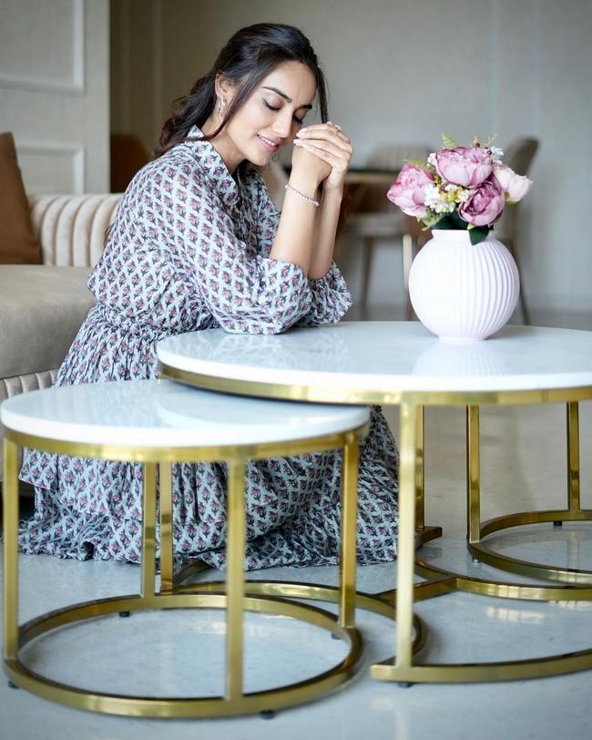 Surbhi Jyoti 8