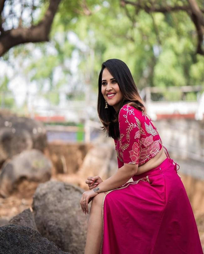 Anasuya Bharadwaj 7