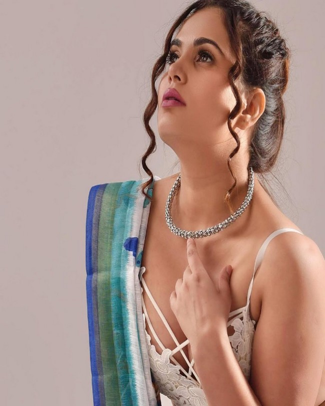 Anupma Agnihotri 11