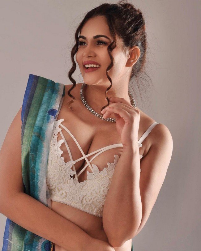 Anupma Agnihotri 14