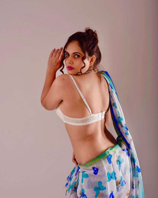 Anupma Agnihotri 20