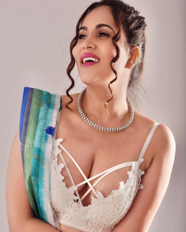 Anupma Agnihotri 6