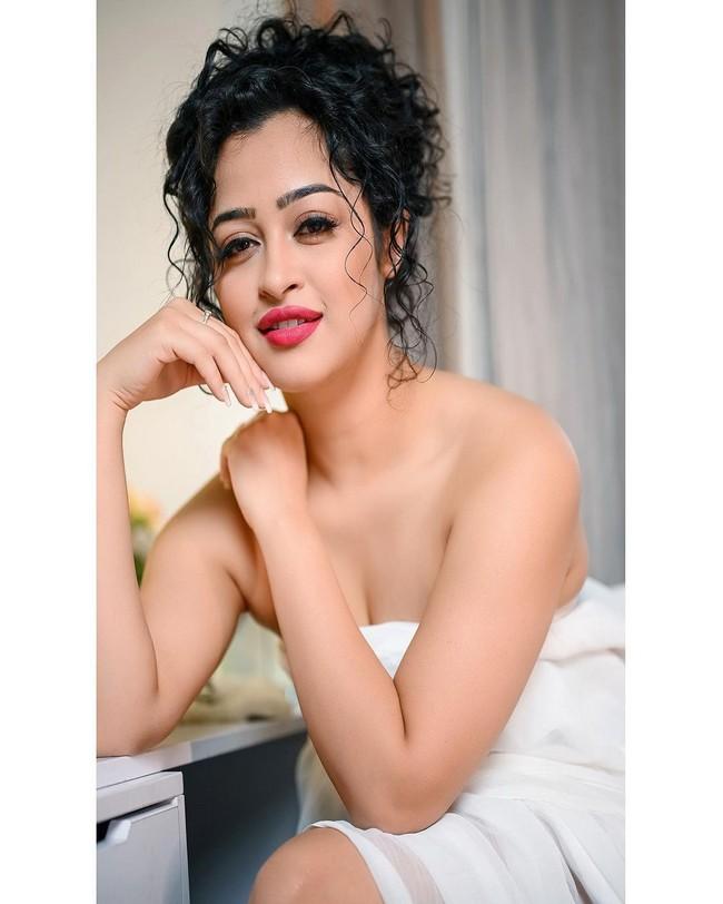 Apsara 4
