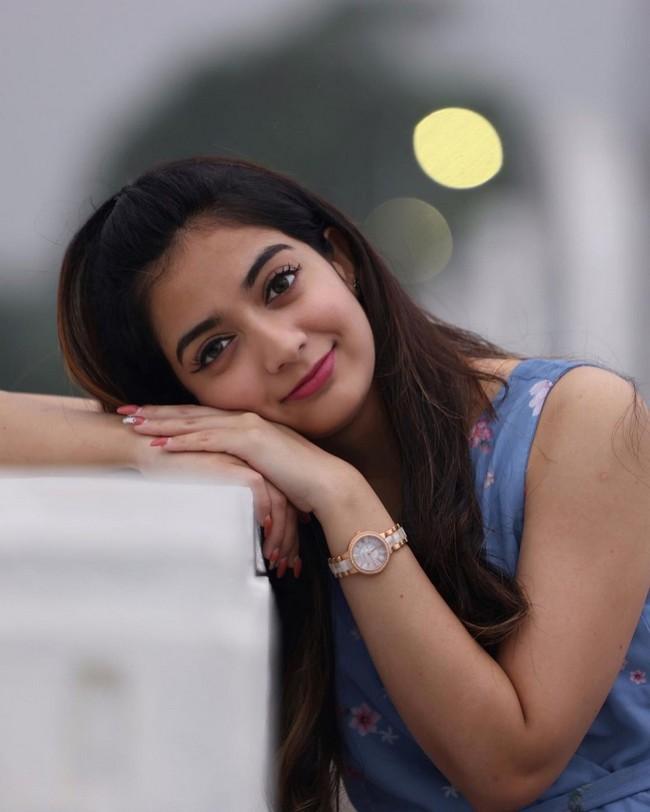 Athmika Sumithran 12