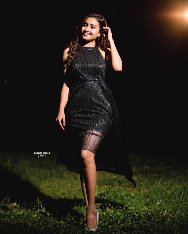 Deepika Pilli 16