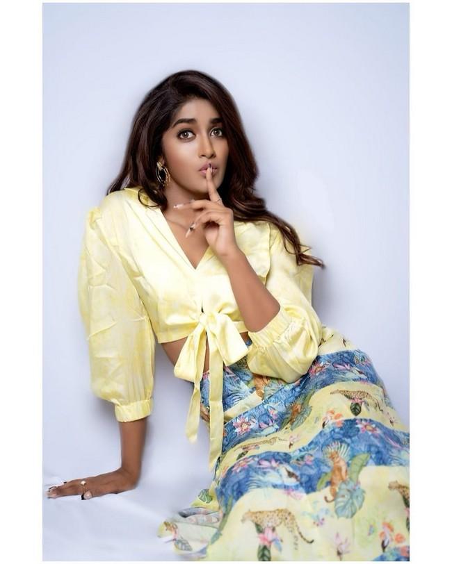 Dimple Hayathi 7