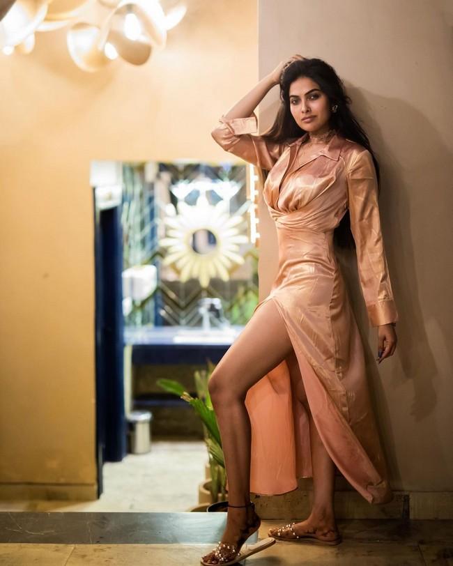 Divi Vadthya 10