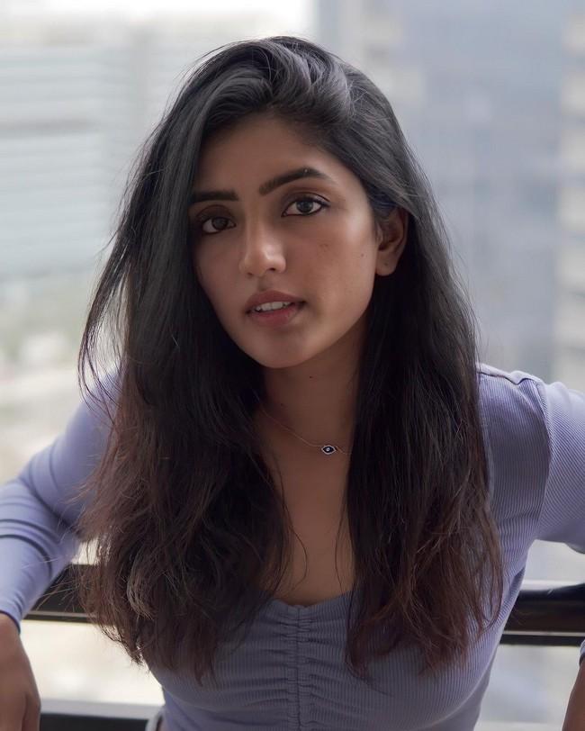 Eesha Rebba 2