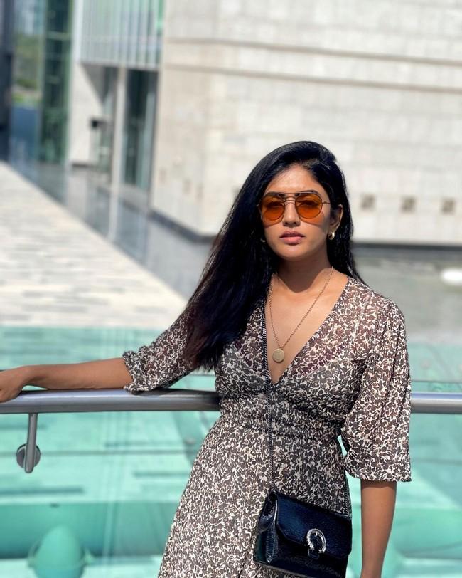 Eesha Rebba 6