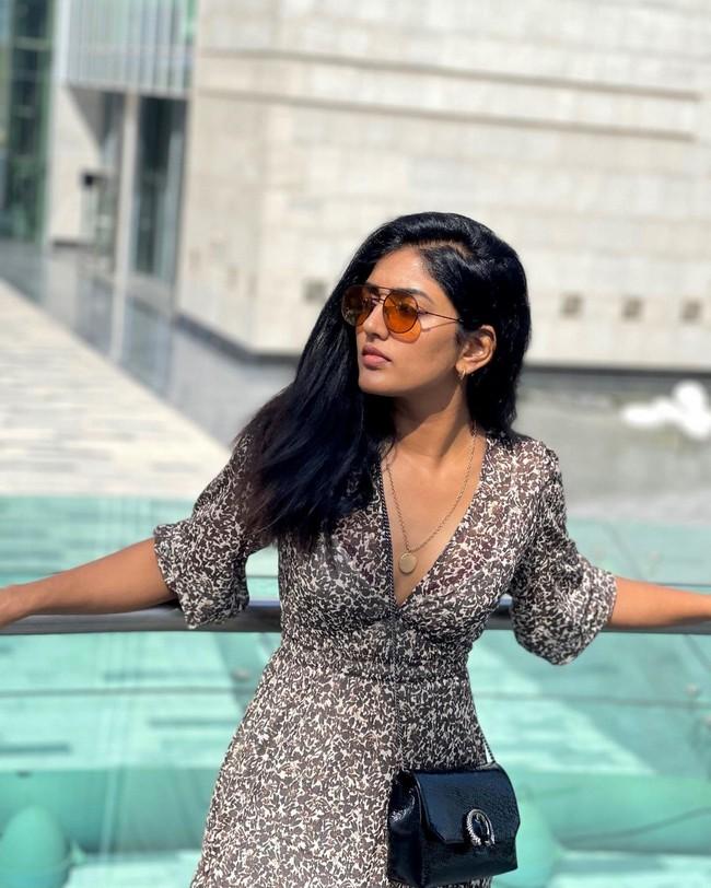 Eesha Rebba 9