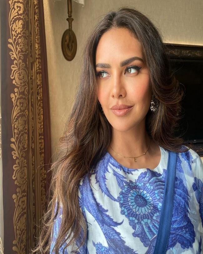 Esha Gupta 6
