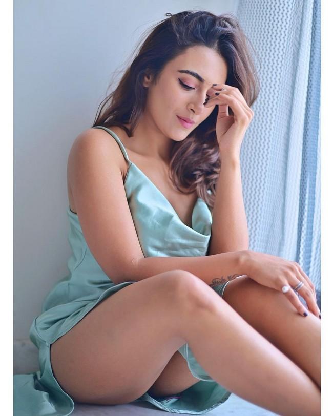 Jinal Joshi 14
